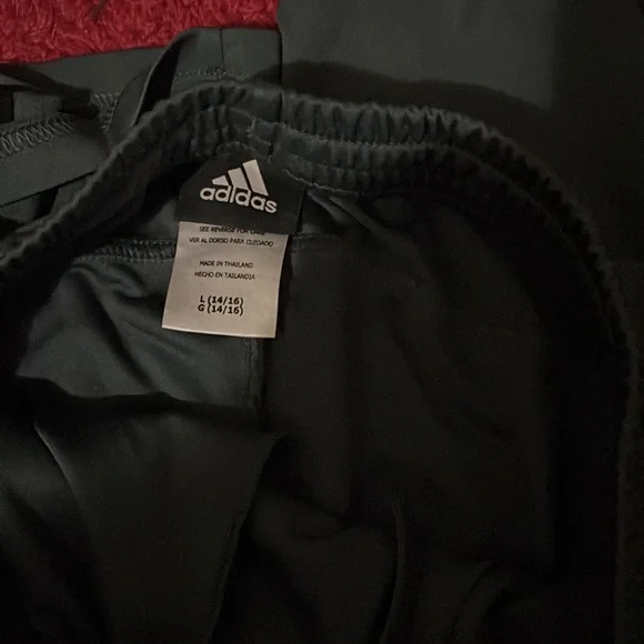 Adidas gray sweatpants NWOT size L youth boys - Picture 3 of 4